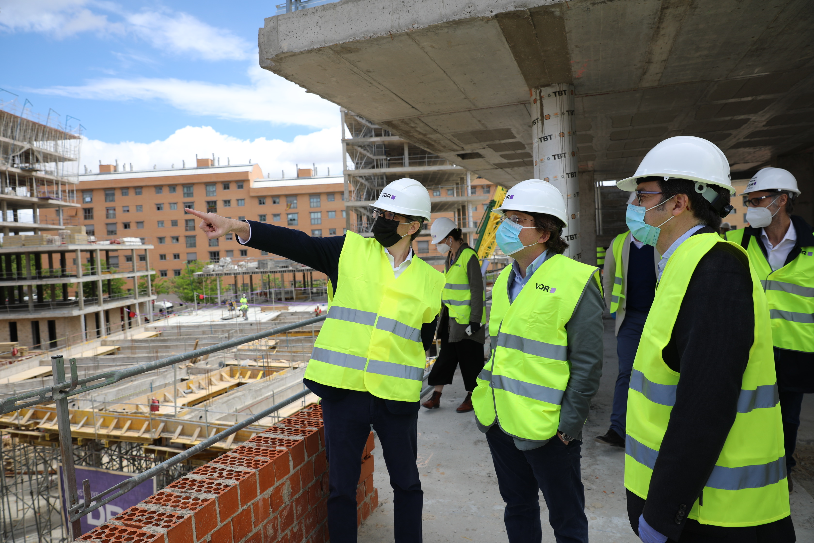 Alcalde de Madrid visitando obras EMVS